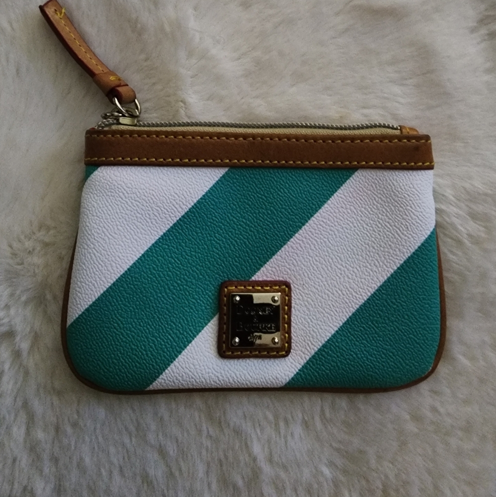 Dooney and Bourke Coin/Card Purse